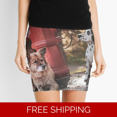 Mini Skirt Le Studio Dog Lucky Rush Signals Statue 2 Dogs